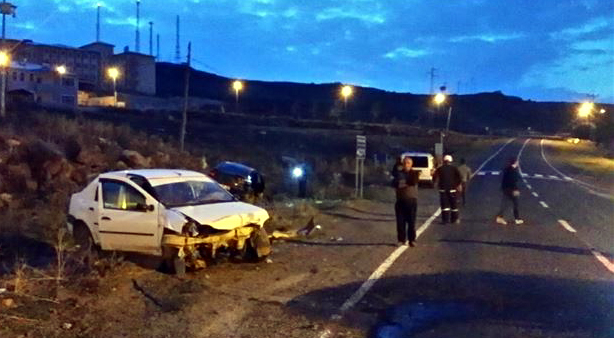 Ardahan'da trafik kazası: 11 yaralı