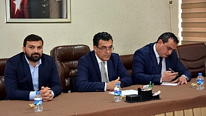 HİZMETE AK PARTİLİ ENGELİ