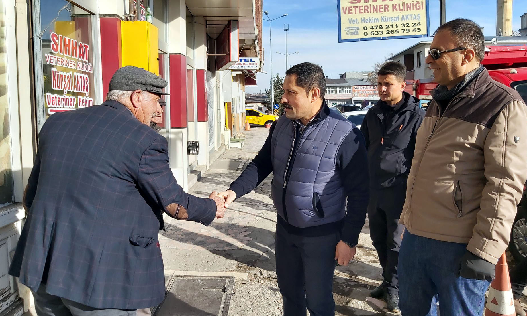 VALİ ARTI'DA, AJANSLAR EKSİ'DE