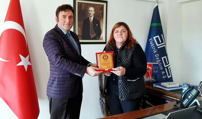 BAŞARIYA TEŞEKKÜR PLAKETİ