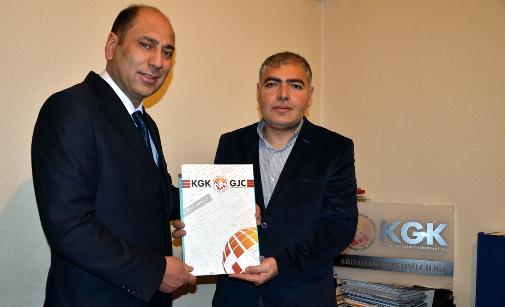GENÇ PARTİ'DEN KGK'YA HAYIRLI OLSUN ZİYARETİ