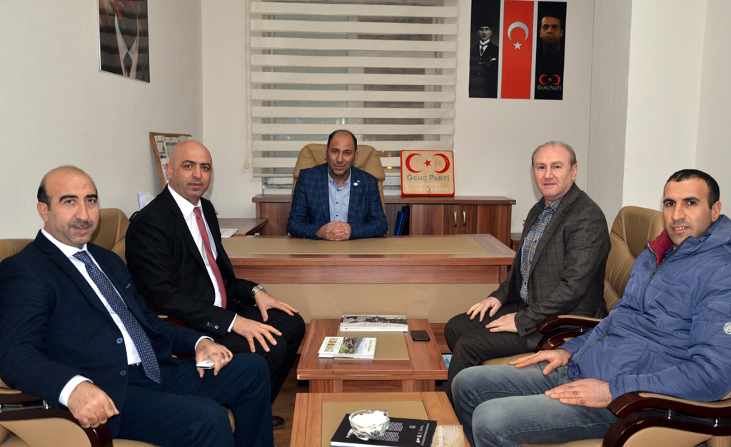 GENÇ PARTİ’YE ZİYARET YOĞUNLUĞU