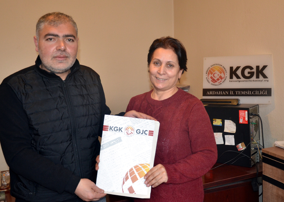 MHP’DEN KGK’YA HAYIRLI OLSUN ZİYARETİ