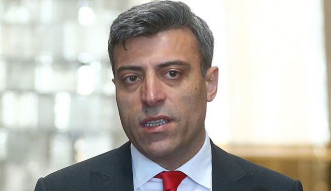 Öztürk Yılmaz, kendisi için parti kurdu