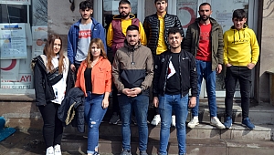 GENÇ PARTİLİ GENÇLER, HAYATA KAN VERDİ