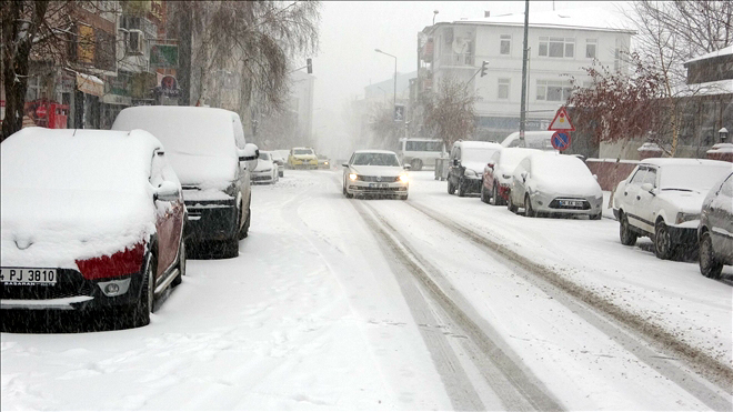 KAR YAĞAR BARDAN BARDAN