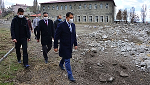 FAKÜLTE BEKLERKEN, BAHÇE OLDUK!