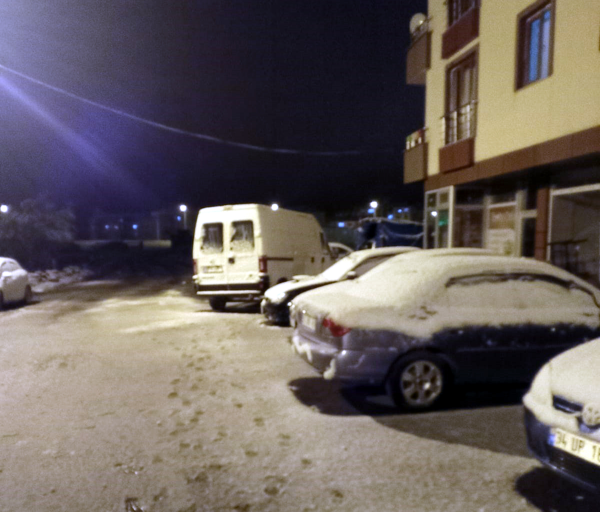 Karlı, yağmurlu ve Koronalı Bayram