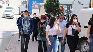 Ardahan'da maskesiz sokağa çıkmak yasaklandı