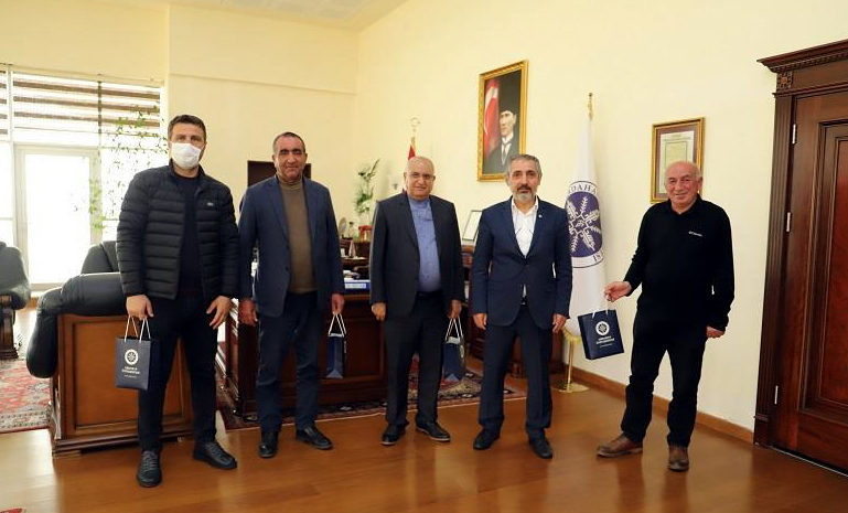 ARÜ’den Hayırsever Turgut Samancı’ya teşekkür