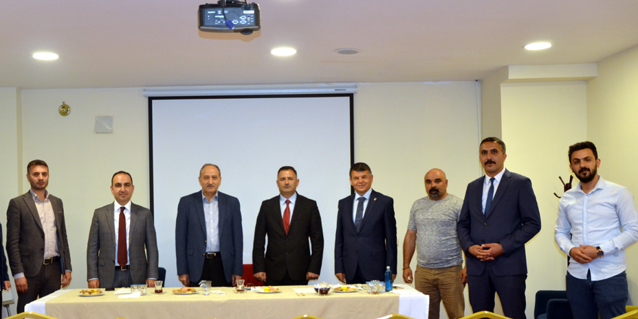 DEVA PARTİSİ, ARDAHAN’DA BAŞKAN ADAYLARIYLA GÖRÜŞTÜ