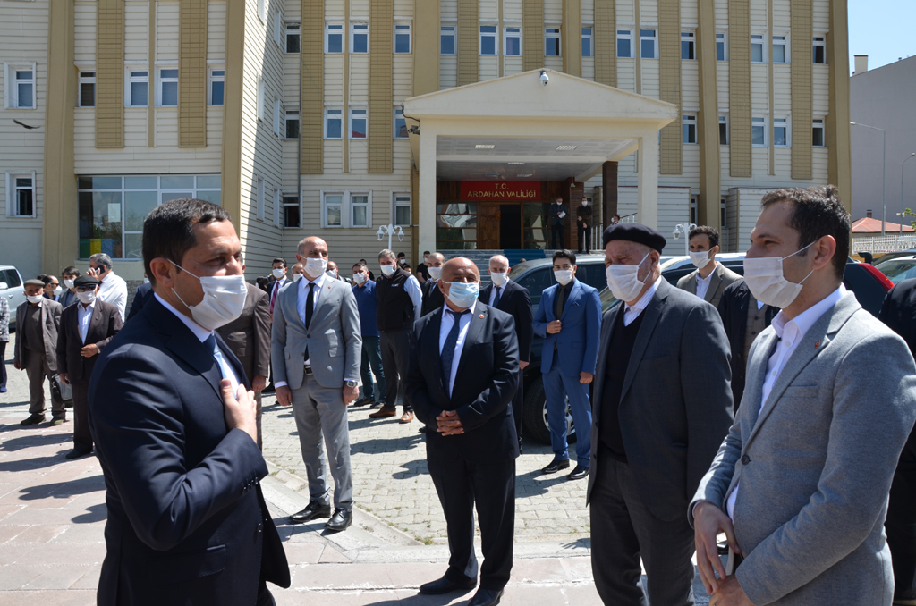 VALİ MASATLI’YA DUYGUSAL UĞURLAMA