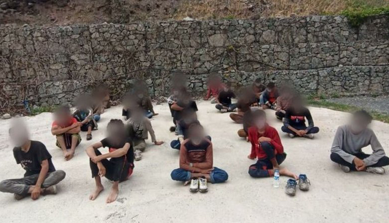 ARTVİN'DE 34 GÖÇMEN YAKALANDI