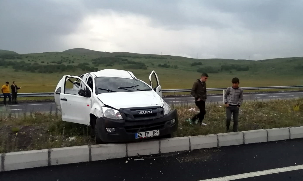 ÇILDIR YOLUNDA TRAFİK KAZASI