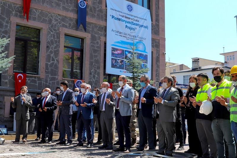 ARDAHAN’DA GEZEGEN EVİ İNŞAATI TEMELİ ATILDI