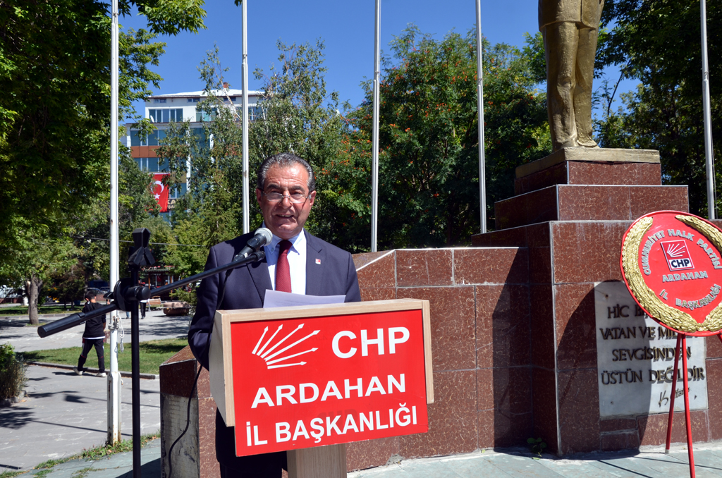 CHP’DEN ALTERNATİF ZAFER BAYRAMI KUTLAMASI