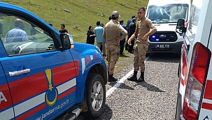 ÇILDIR’DA TRAFİK KAZASI: 4 YARALI