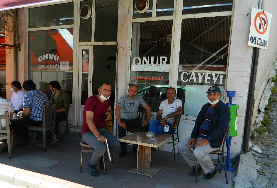 POSOFLULAR, COVİD-19’A MEYDAN OKUYOR