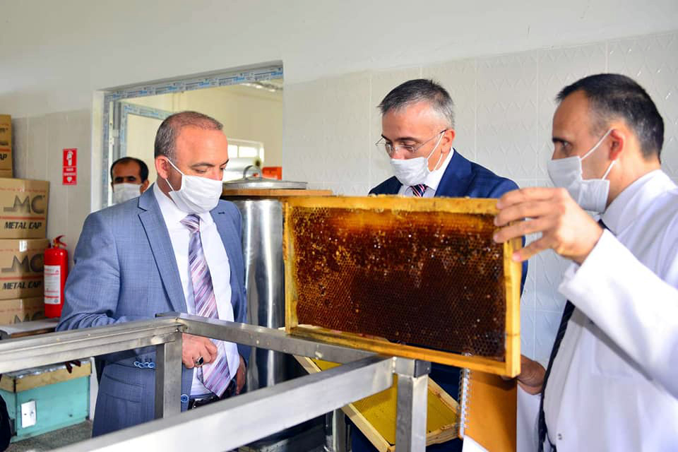 VALİ ÖNER, KAGEM MÜDÜRÜ AYDIN'DAN BRİFİNG ALDI