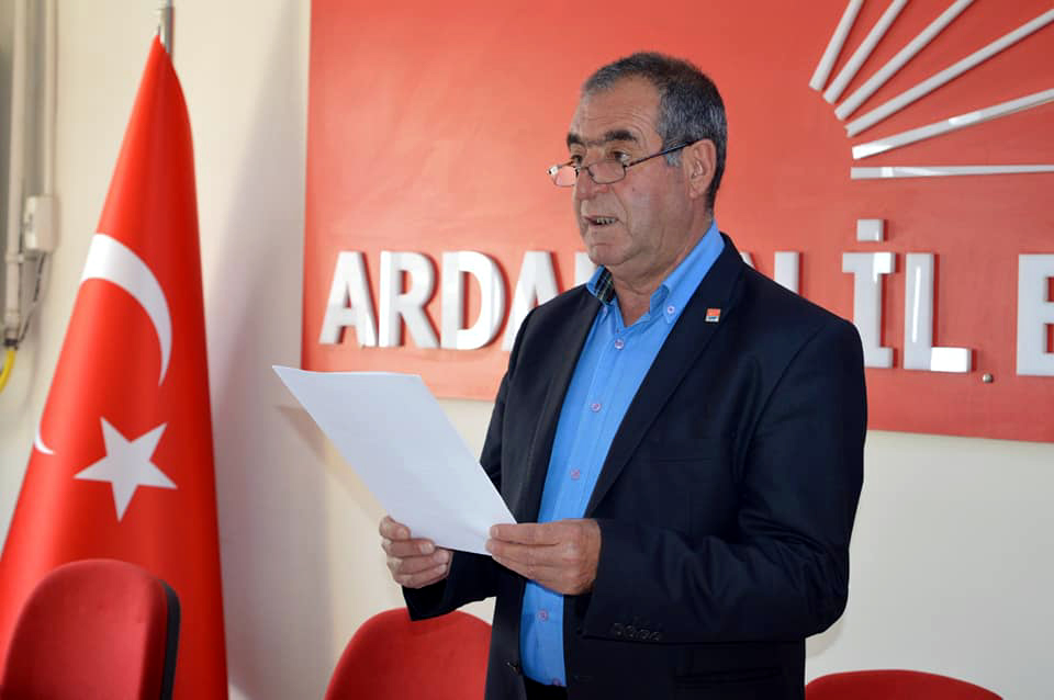 TAŞTAN: EĞİTİM SICAK SİYASETİN KONUSU OLAMAZ
