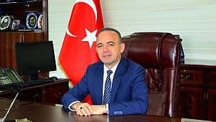 VALİ ÖNER, BASIN TOPLUMA IŞIK TUTMAKTADIR