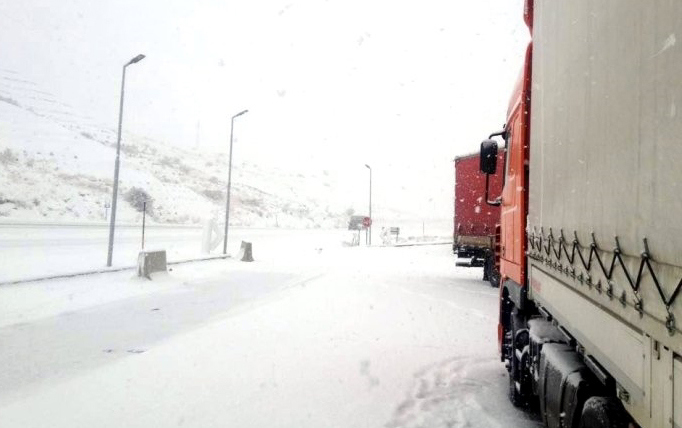 GELİYOR …