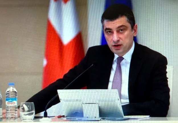 KOMŞUDA SEÇİM KARMAŞASI