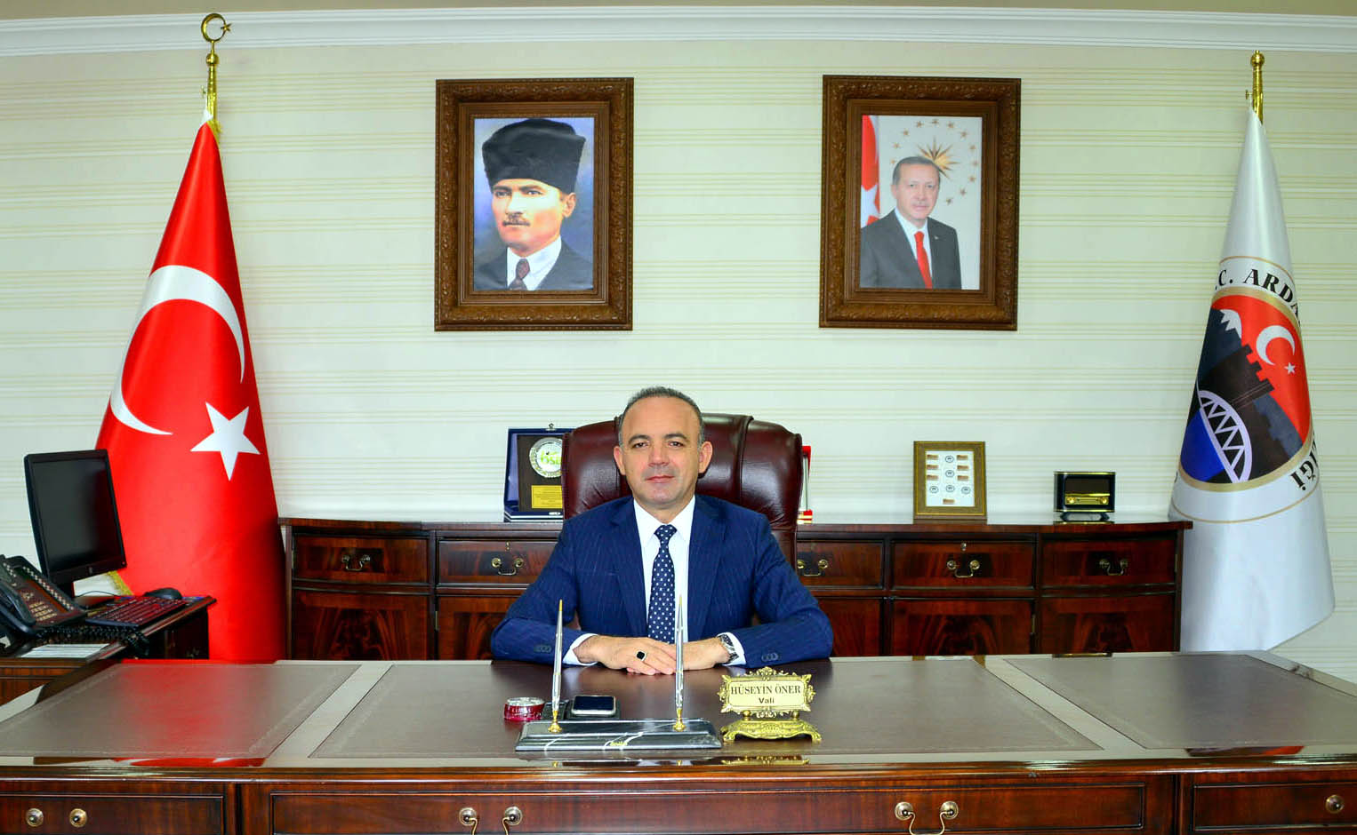 VALİ HÜSEYİN ÖNER’İN 10 KASIM MESAJI