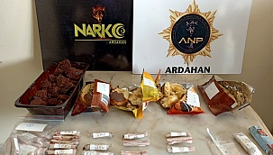 ARDAHAN’DA 30 PAKET UYUŞTURUCU YAKALANDI
