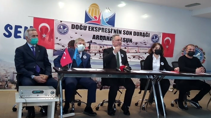 BAŞKAN GELER: DOĞU EKSPRESİNİN SON DURAĞI ARDAHAN OLMALIDIR