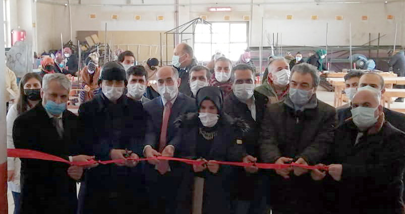 GÖLE'DE AHŞAP OYMACILIK KURSU AÇILDI