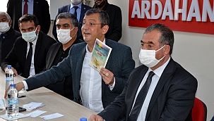 CHP'Lİ ÖZGÜR ÖZEL'DEN KAÇAMAK İTTİFAK CEVABI