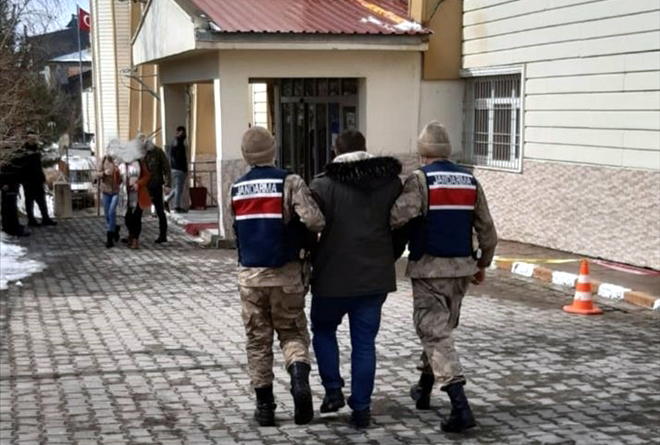 FİRARİ KAÇAK YAKALANDI
