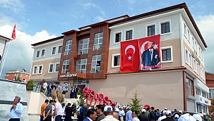 HANAK BELEDİYESİ, ŞEYTAN TAŞLAMAKTAN FIRSAT BULAMIYOR