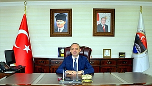 VALİ ÖNER, 8 MART DÜNYA KADINLAR GÜNÜ’NÜ KUTLADI