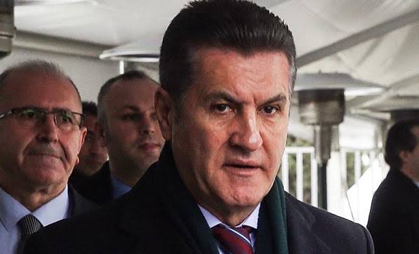 AŞI OLAN SARIGÜL, UÇAKTA FENALAŞTI
