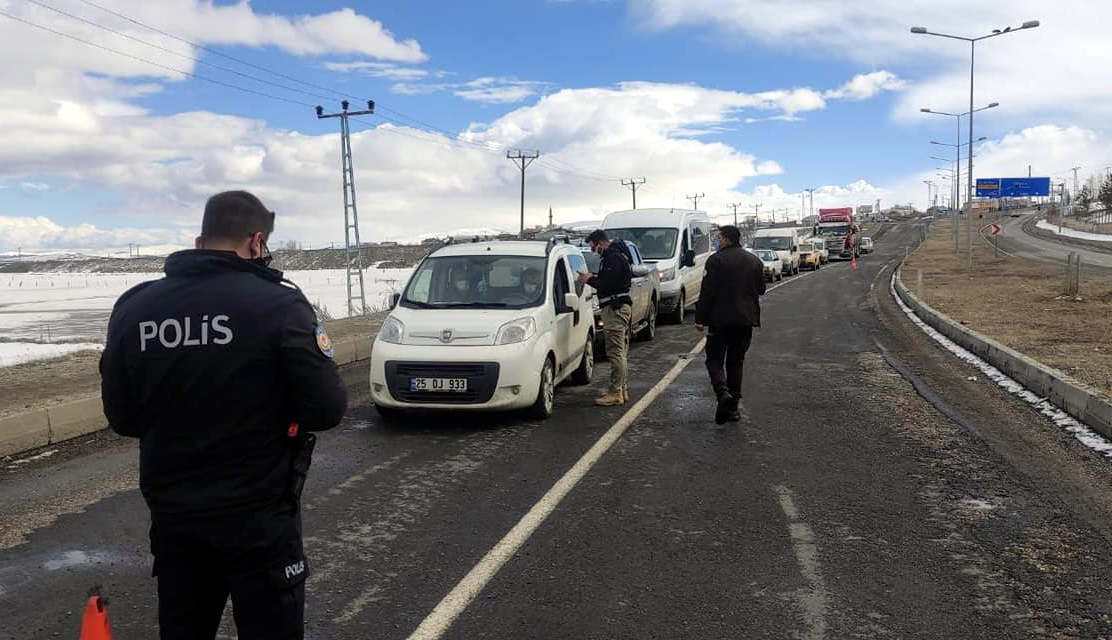 GÖLE DİKEN ÜZERİNDE