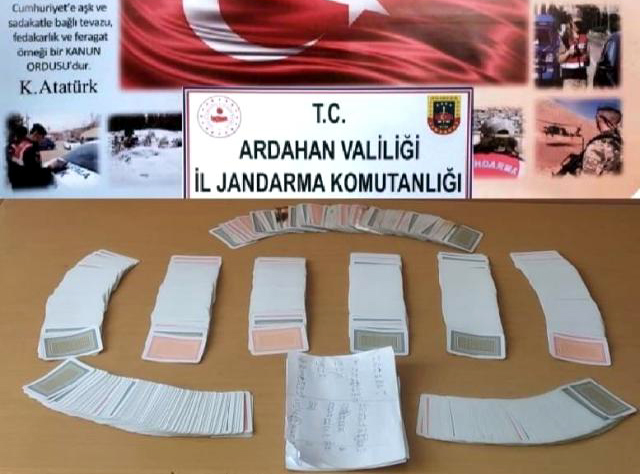 HOÇVAN’DA KUMARBAZLARA CEZA YAĞDI