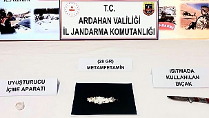 UYUŞTURUCUDAN 4 KİŞİ GÖZALTINA ALINDI