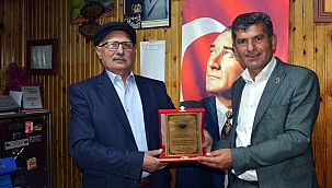 BU MUHTARDAN HER KÖYE LAZIM!