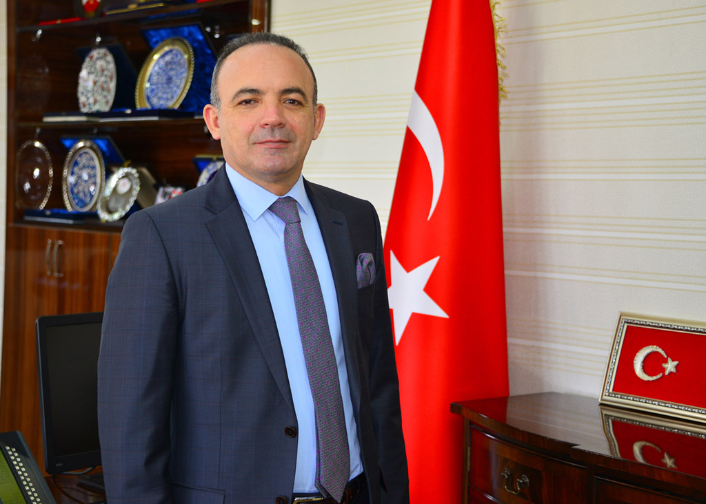 VALİ ÖNER: BAYRAMI KURALLARA UYARAK GEÇİRELİM