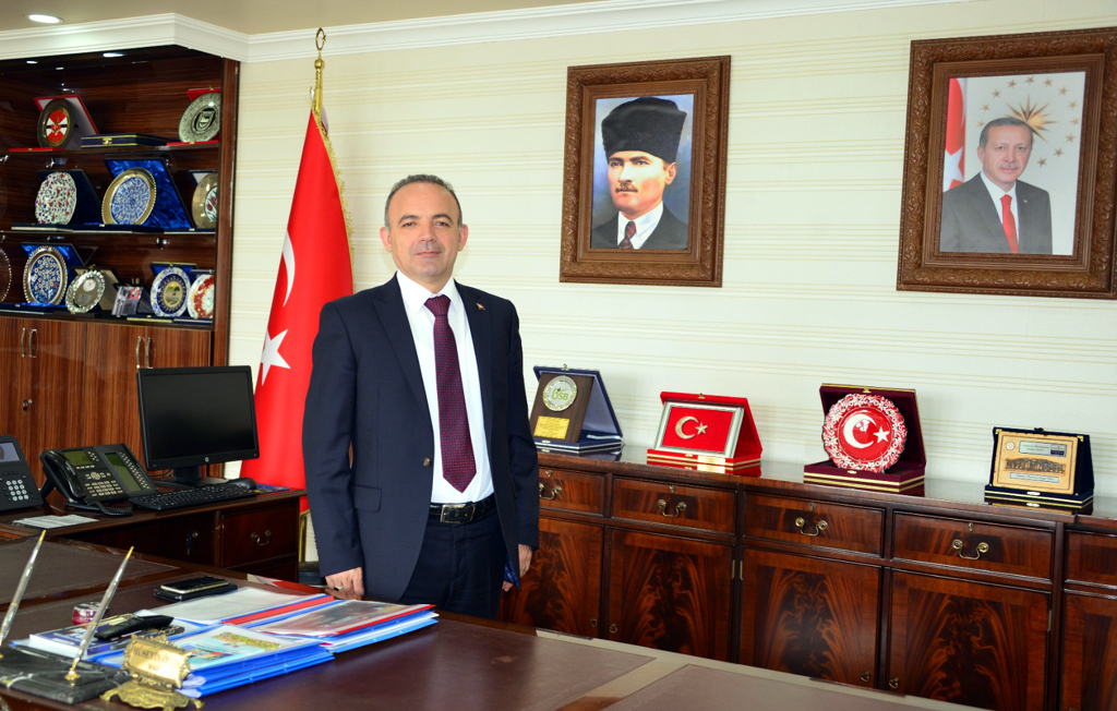 VALİ ÖNER’İN BAYRAM MESAJINDA KURAL UYARISI