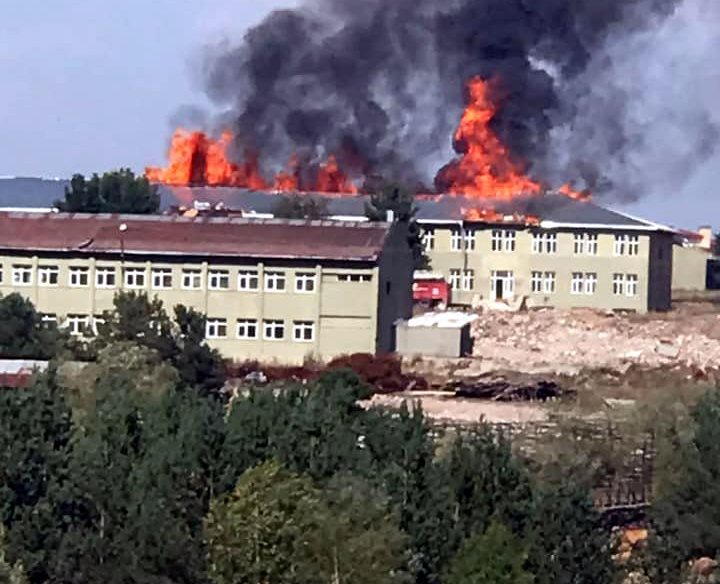 BOŞALTILMIŞ BİNADA YANGIN ÇIKTI!