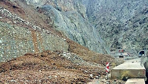 HEYELANLA KAPANAN TÜNELLER ULAŞIMA AÇILDI