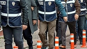 3 KOMÜNİST YAKALANDI