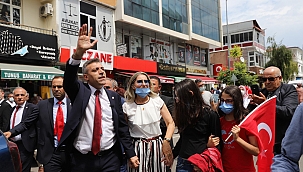 YENİLİK PARTİSİ GENEL BAŞKANI ÖZTÜRK YILMAZ ARDAHAN’DA
