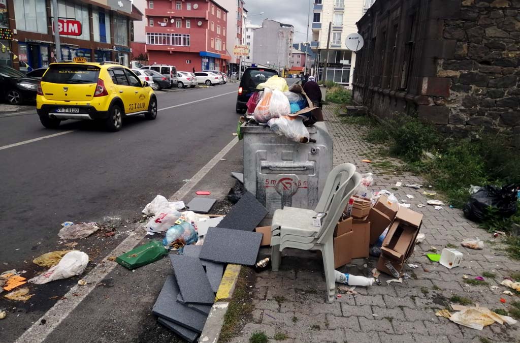 ARDAHAN BELEDİYESİ ÇALIŞIYOR!
