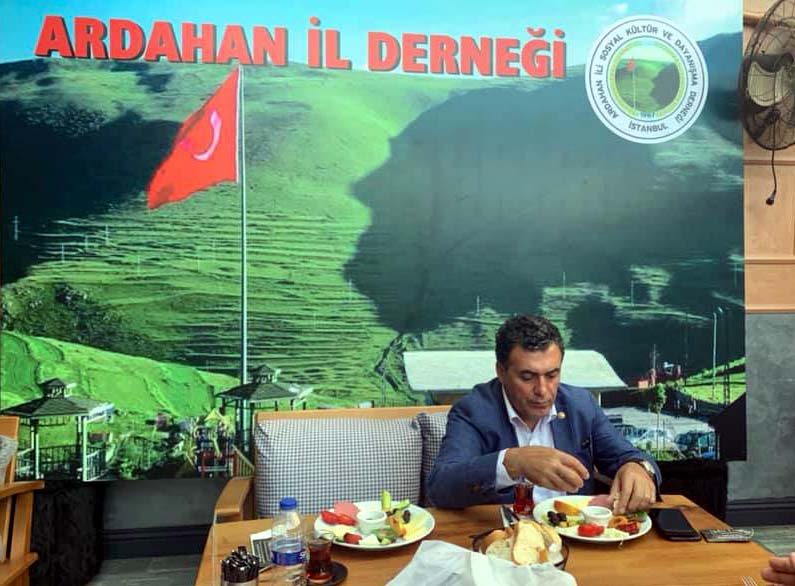 BU KAHVALTININ BEDELİ 5 BİN TL Mİ? DEVAMI VAR!