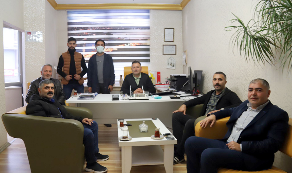 DEVA PARTİSİ ARDAHAN İL BAŞKANI CANDAR YILMAZ, ÜLKEDE İKTİDAR DEĞİŞİKLİĞİNE İHTİYAÇ VAR