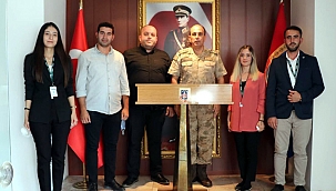 YEŞİLAY'DAN KOMUTANA ZİYARET